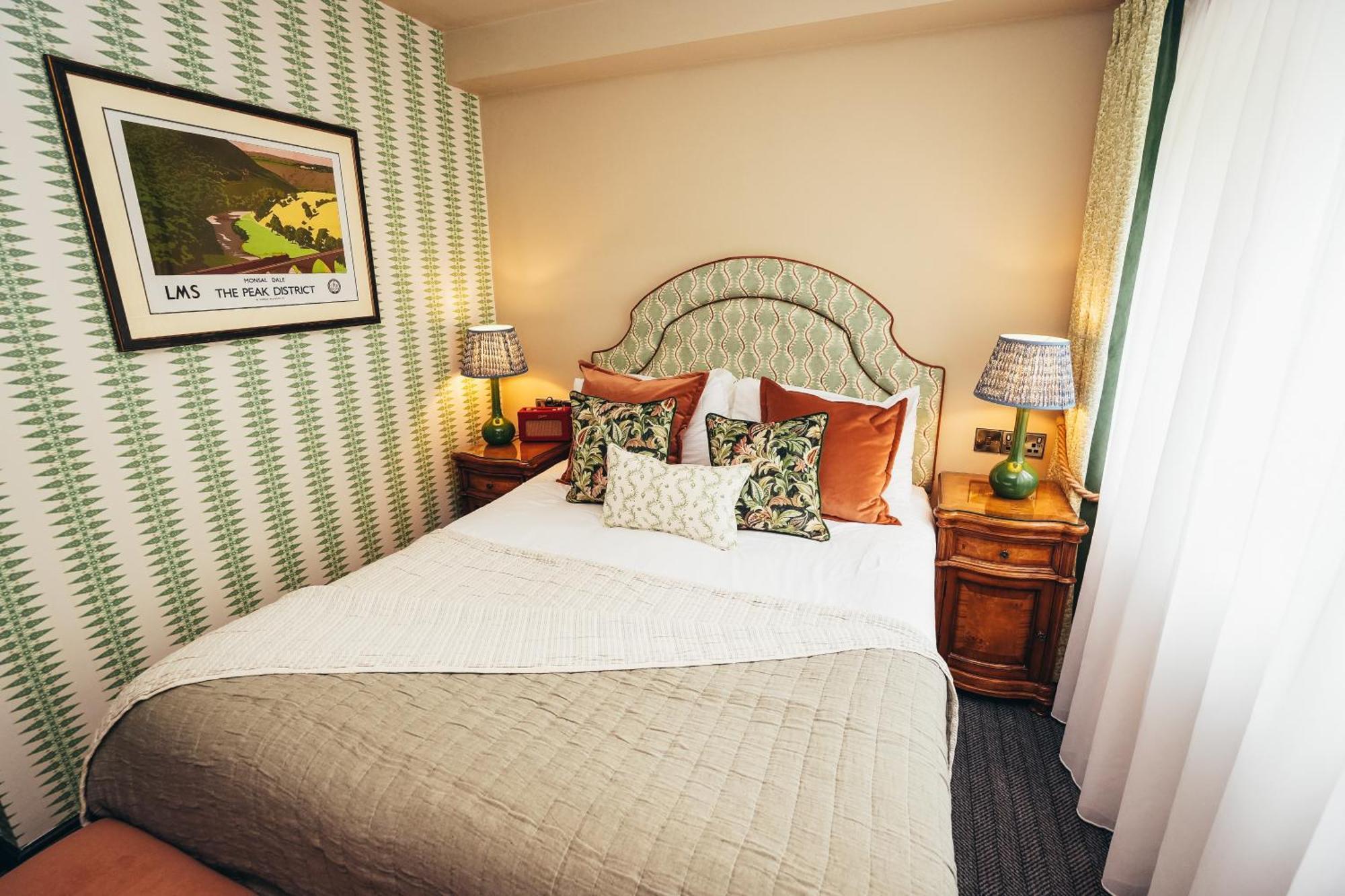 The George Hotell Hathersage Exteriör bild