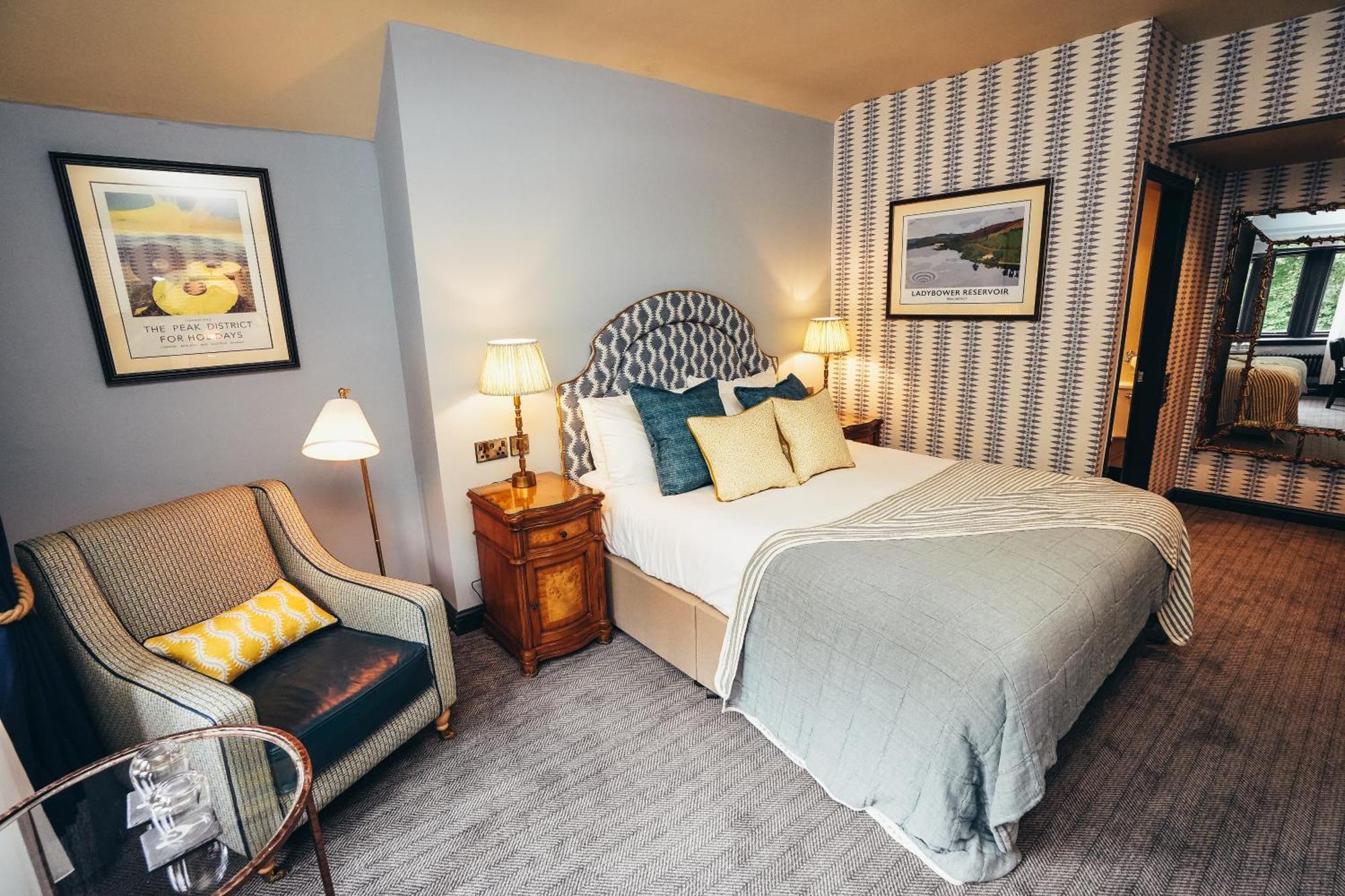 The George Hotell Hathersage Exteriör bild